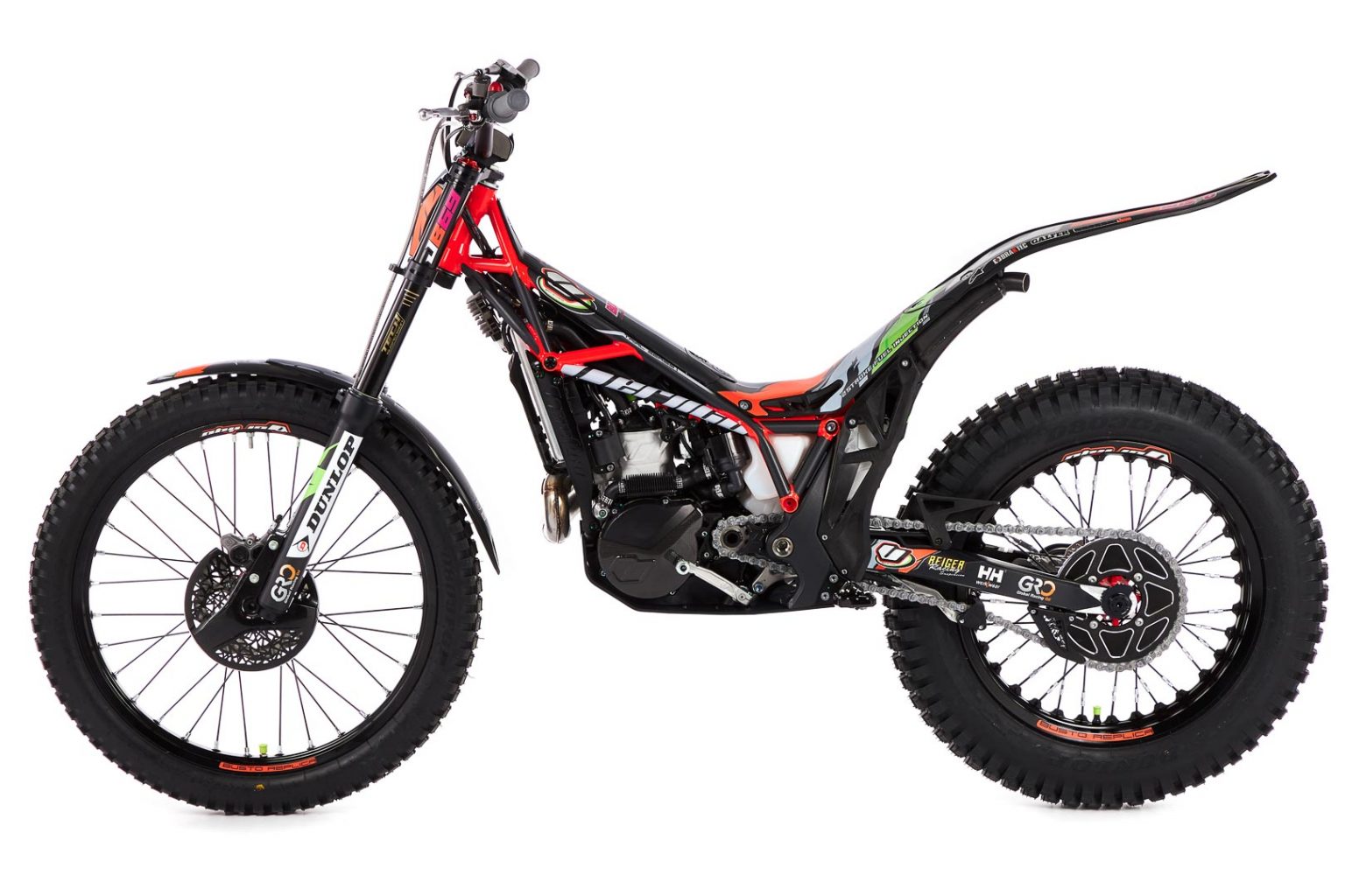 2021 VERTIGO JAIME BUSTO REPLICA FIRST LOOK (10 FAST FACTS + 33 PHOTOS)
