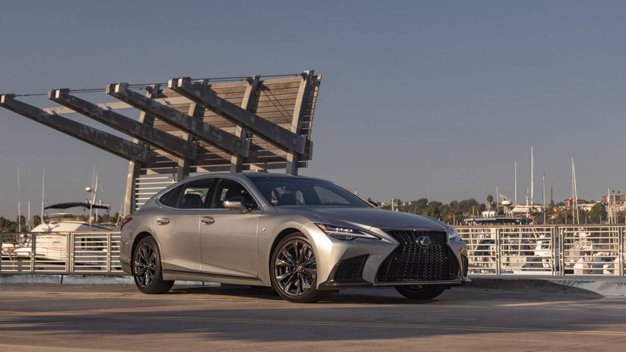 2021 Lexus LS 500 and 500H revealed