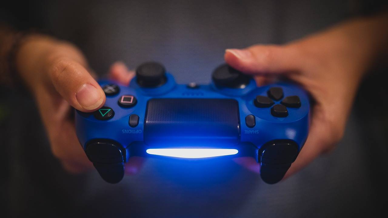 PS5 Remote Play is a really good reason to keep your PS4 DualShock 4 controller around