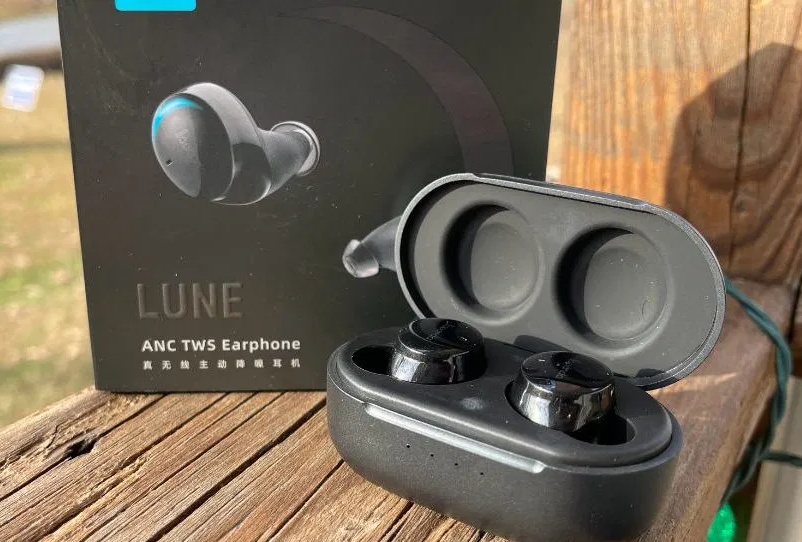 Lavanda Lune review: Surprisingly…really good TWS earphones