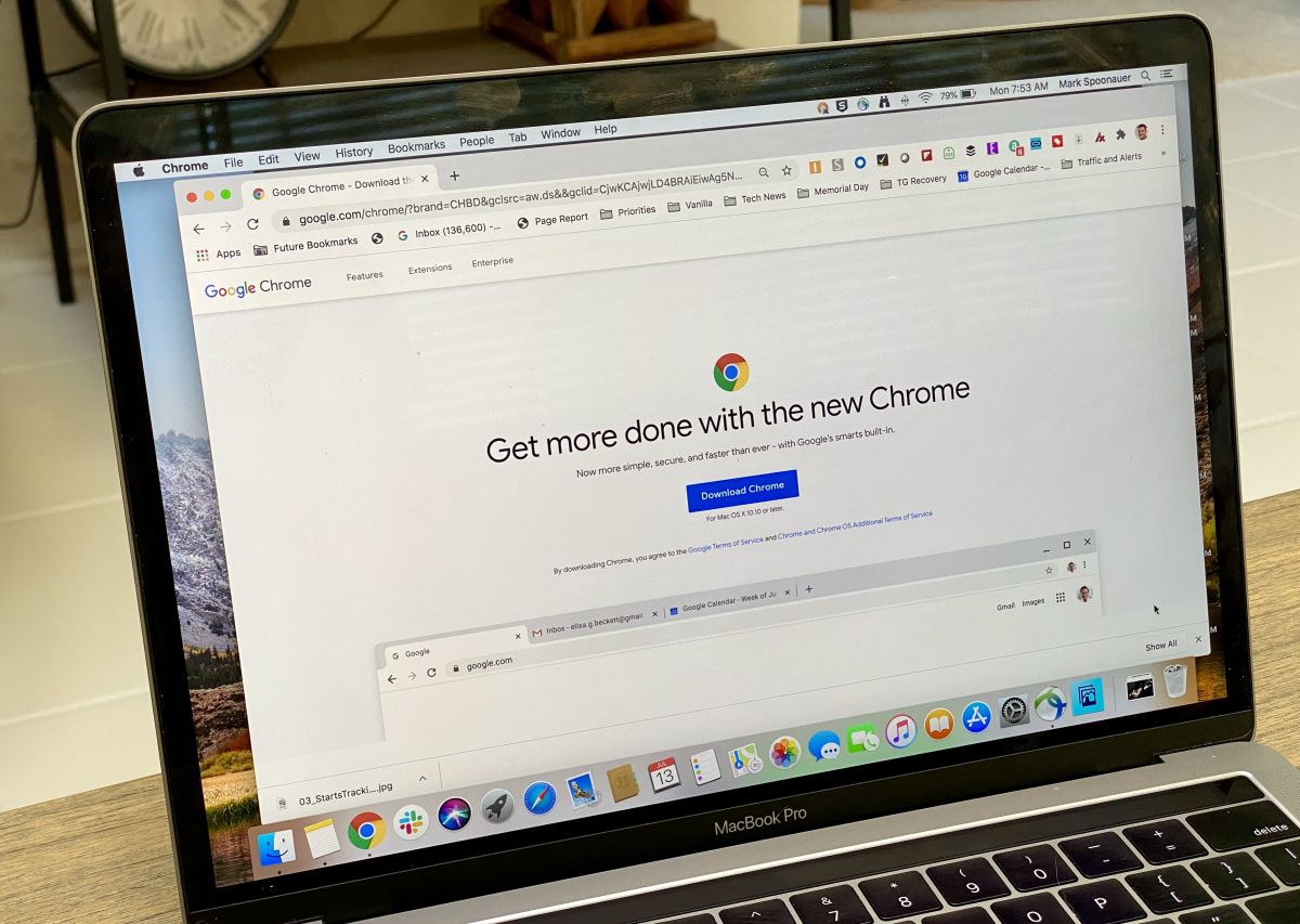 apple macbook has 2 notificaitons for google chrome