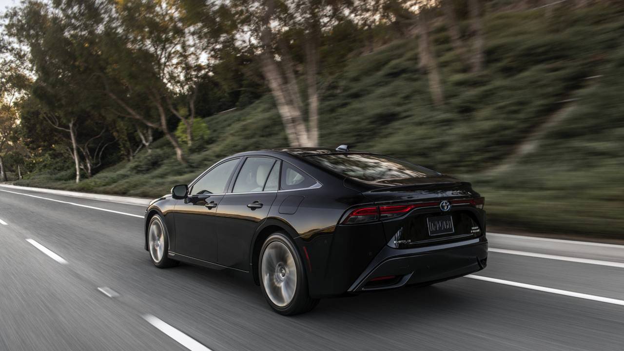 2021 Toyota Mirai is $9000 cheaper than the outgoing model