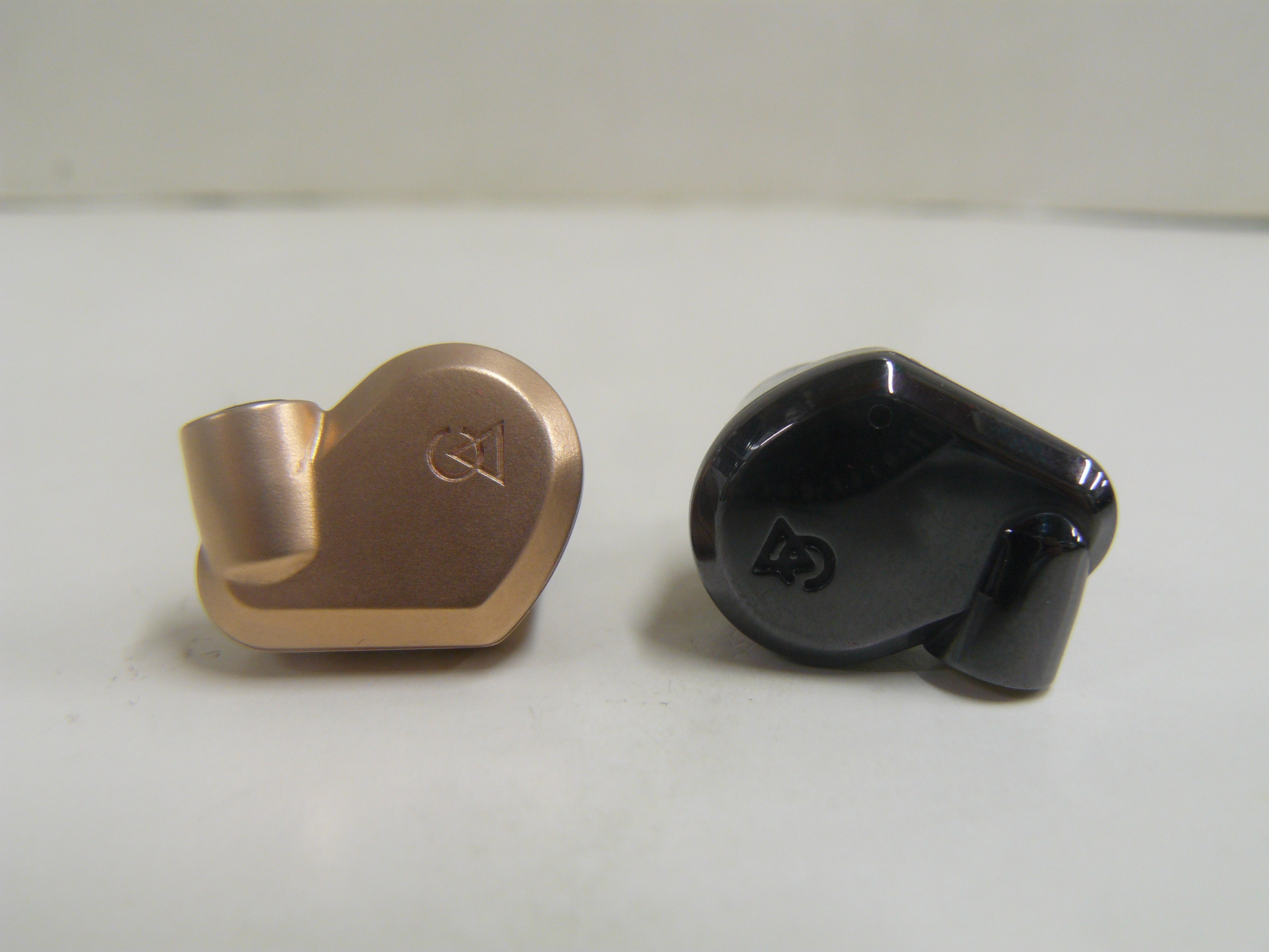 Campfire Audio Dorado vs Dorado 2020 – Comparison Review