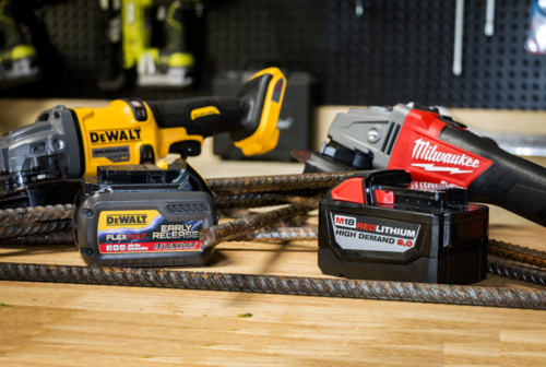 Milwaukee vs DeWalt – Which Tool Brand is Better in 2020