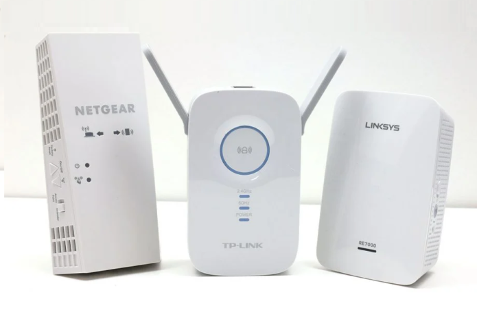 Wi-Fi Extender vs Mesh – Which should you buy?