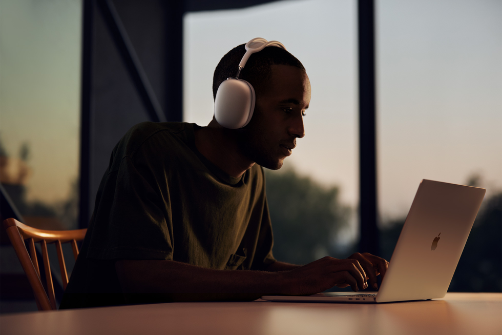 AirPods Max Are Already Sold Out — Unless You Want to Pay Almost $1,000