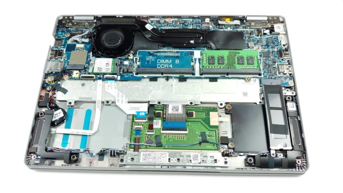 Inside Dell Latitude 13 7310 – disassembly and upgrade options