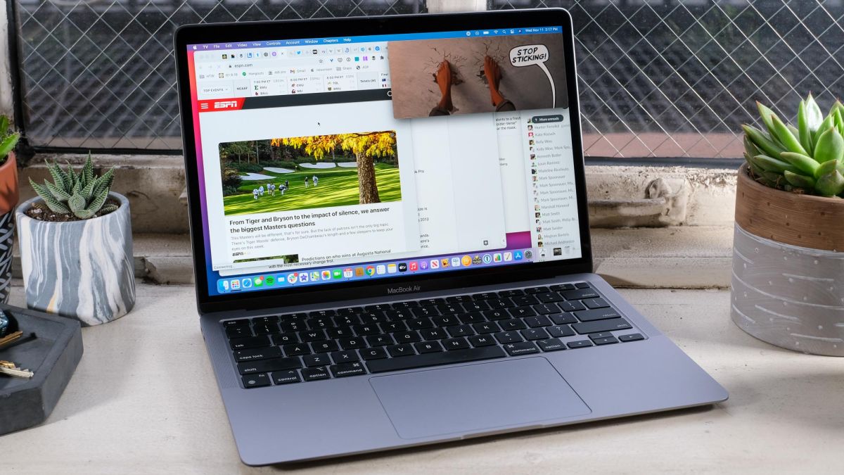 MacBook M1