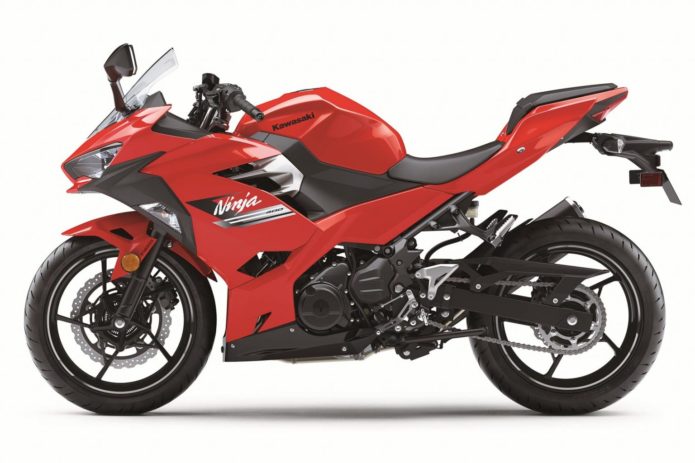 2021 Kawasaki Ninja 400 Buyer’s Guide: Specs, Photos + Prices