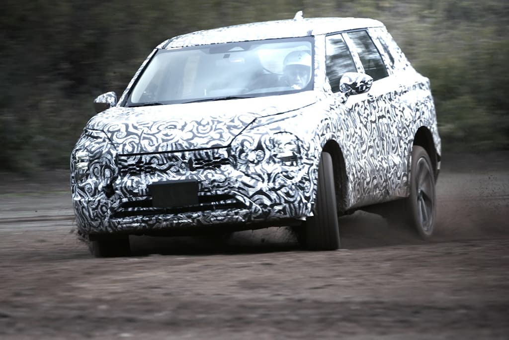 New Mitsubishi Outlander teased testing off-road