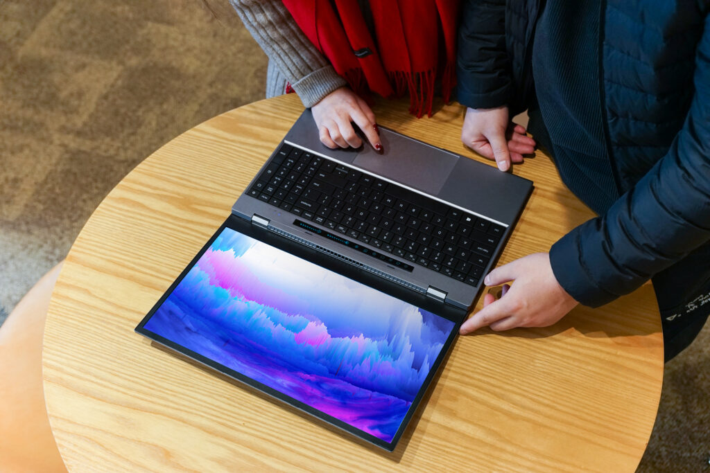 DERE TBOOK T10, Intel 10 Gen notebook with Slim Bezels