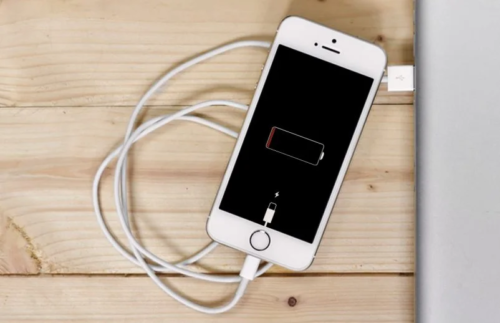 When will Apple ditch Lightning on iPhone?