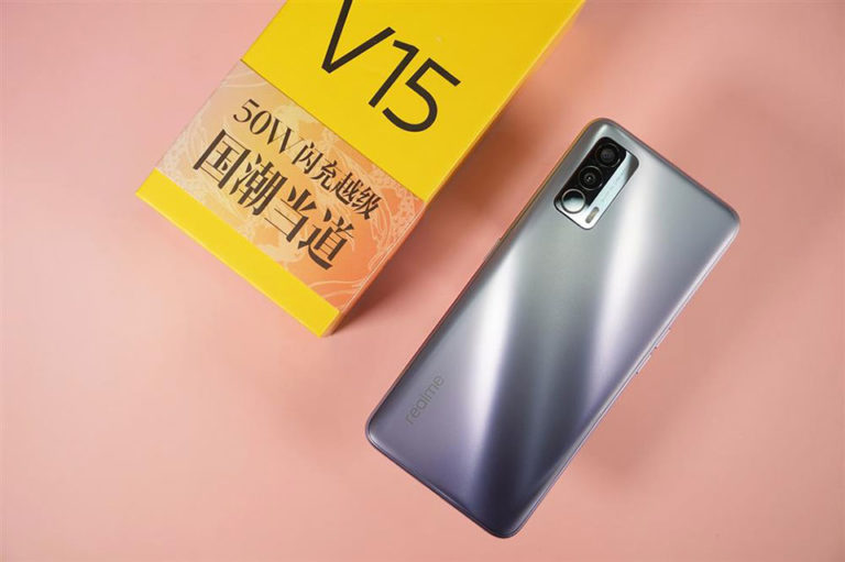 Realme v15 5g обзор