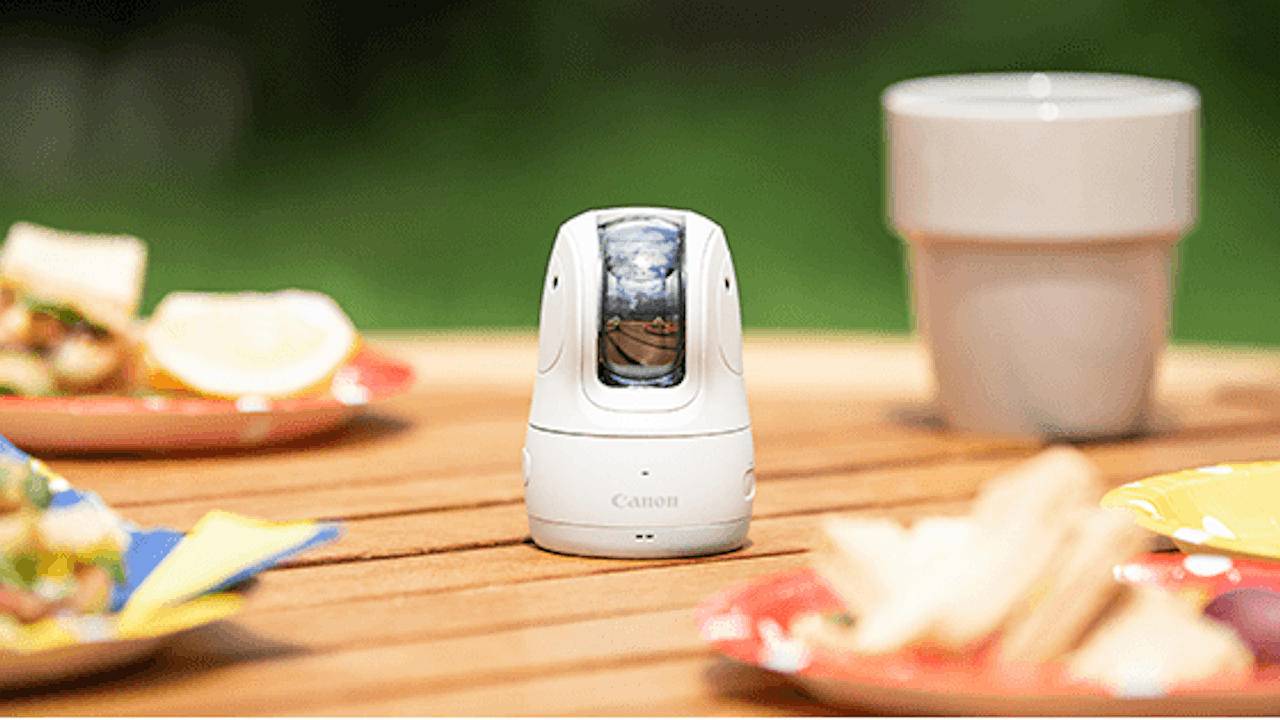Canon PowerShot PICK robot uses AI to automatically take photos