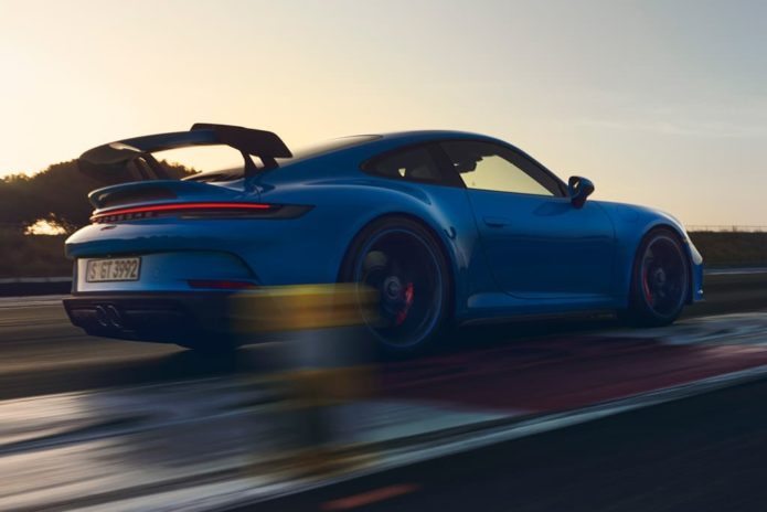 Synthetic fuel to save Porsche 911 – not electrification