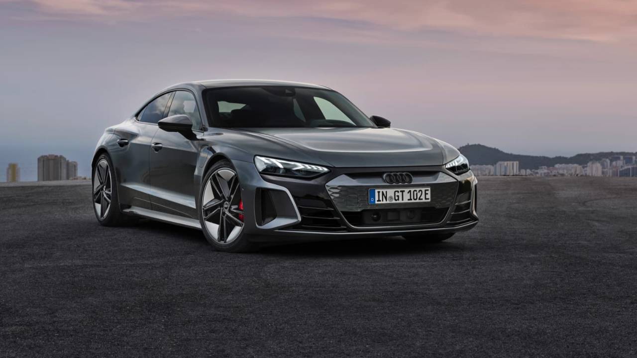 2022 Audi e-tron GT revealed: EV Grand Tourer flaunts a 637hp RS
