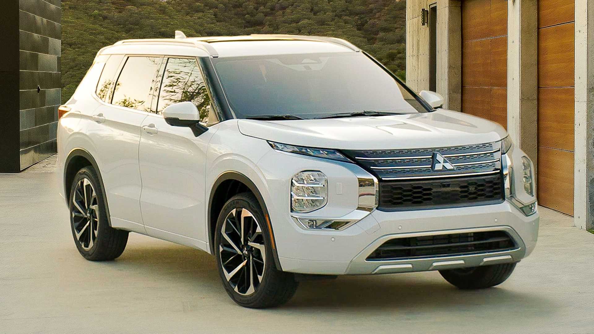 2022 Mitsubishi Outlander First Look