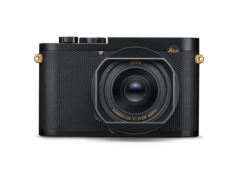 Leica’s latest limited-edition camera is a black and gold Daniel Craig x Greg Williams collab