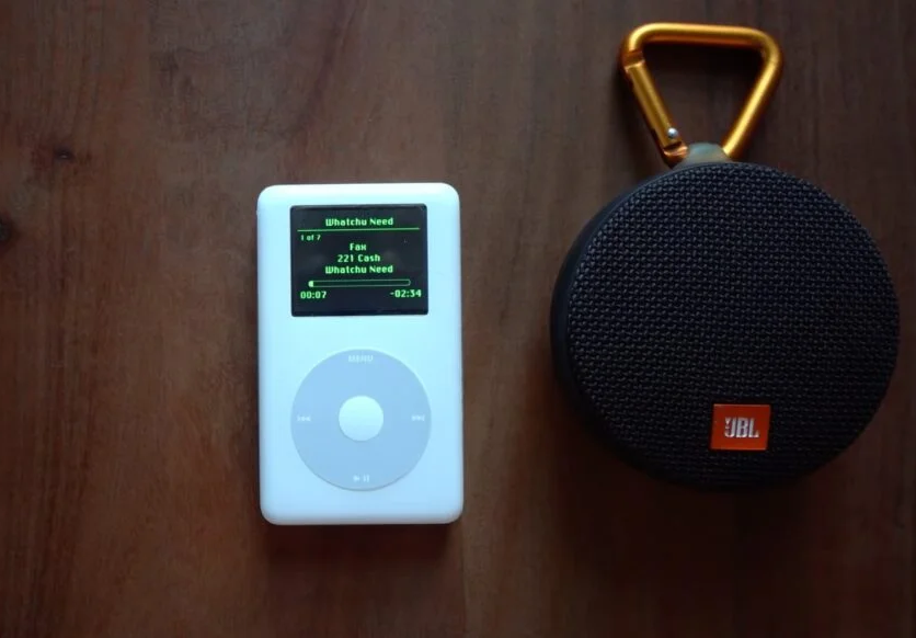 This dude gutted his iPod Classic and turned it into a Wi-Fi Spotify player with Bluetooth audio