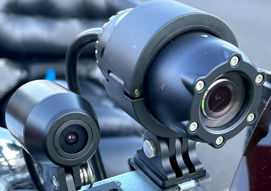 Motorcycle Dashcam Challenge: Blueskysea DV988 vs. Thinkware M1