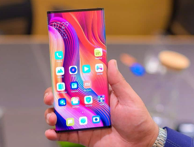 Xiaomi Mi Mix 4 wows in concept design renders thanks to under-display camera and fresh flat screen