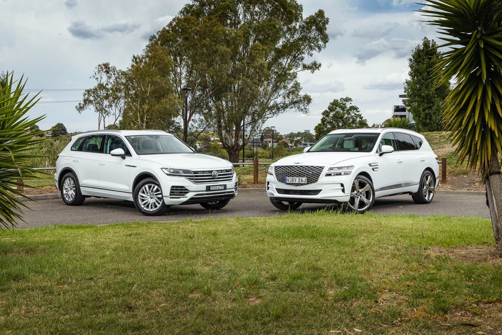 2021 Genesis GV80 3.0D v Volkswagen Touareg 170TDI Comparison