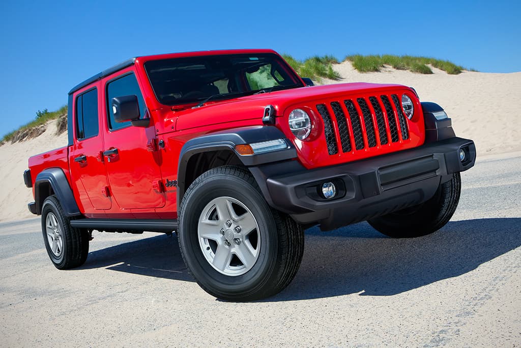 Cheaper Jeep Gladiator arrives