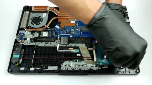 Inside ASUS TUF A17 (FA706) 2021 – disassembly and upgrade options