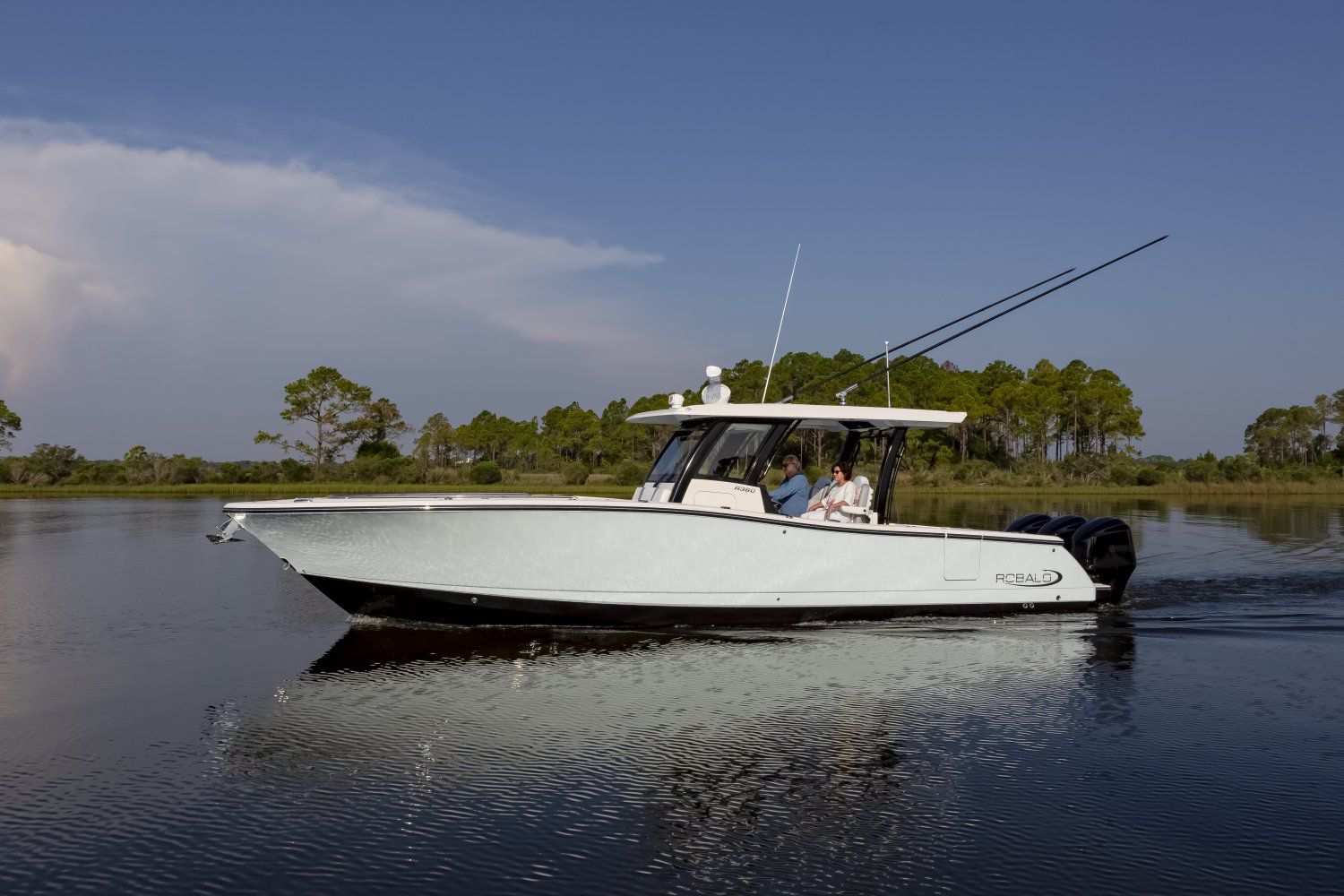 Robalo R360 First Glance