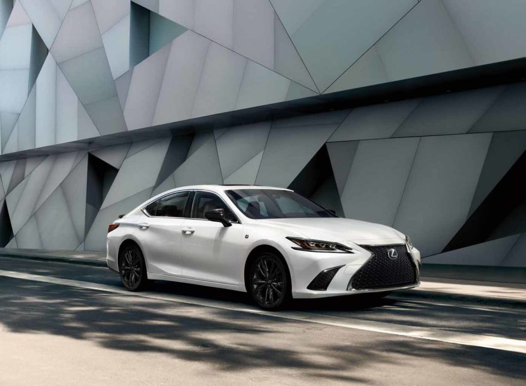 2021 Lexus ES 350 review - GearOpen.com