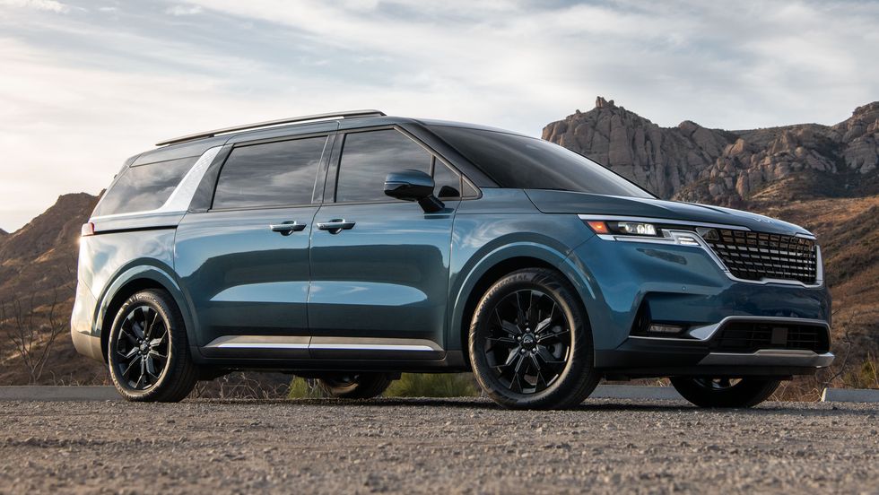 2022 Kia Carnival Starts at $33,275, Up $1700 over Sedona It Replaces
