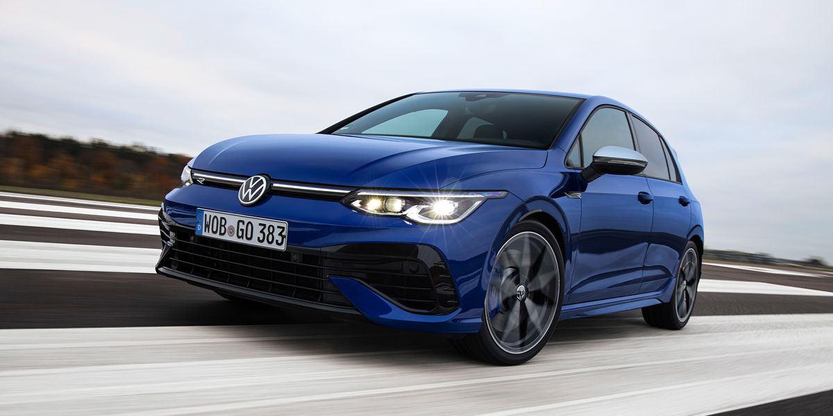 2022 Volkswagen Golf R Is An Excellent Ice Dancer