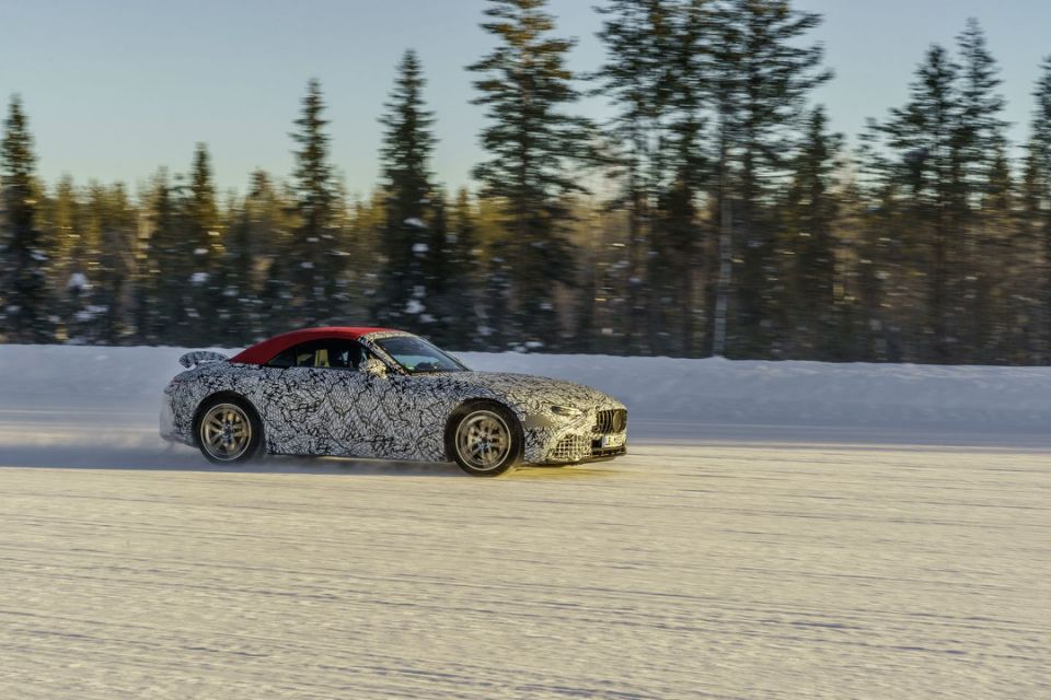 Sportier 2022 Mercedes-AMG SL-Class to Add AWD