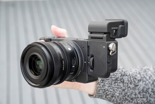 Hands-on with the Sigma fp L and its new viewfinder