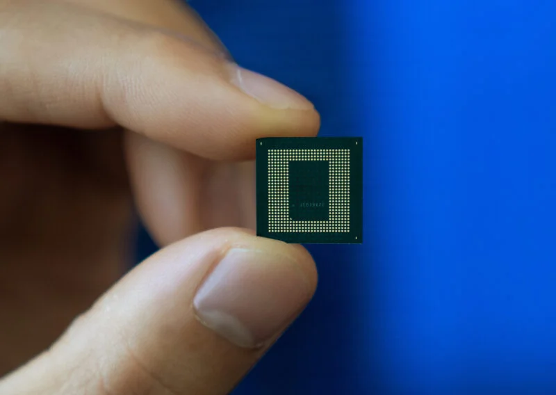 Snapdragon snapped up? Phone supplies could soon rival console scarcity