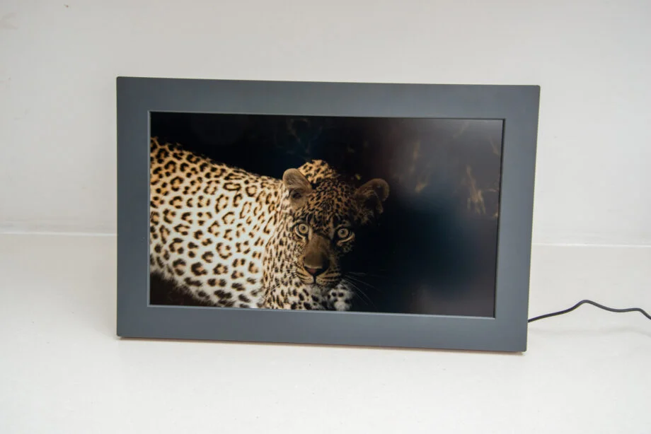 Netgear Meural WiFi Photo Frame Review
