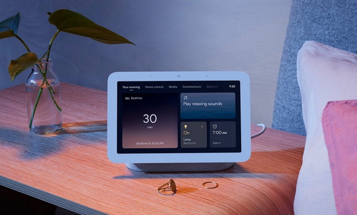 Google Nest Hub 2 vs Amazon Echo Show 8: pick the right smart display for you