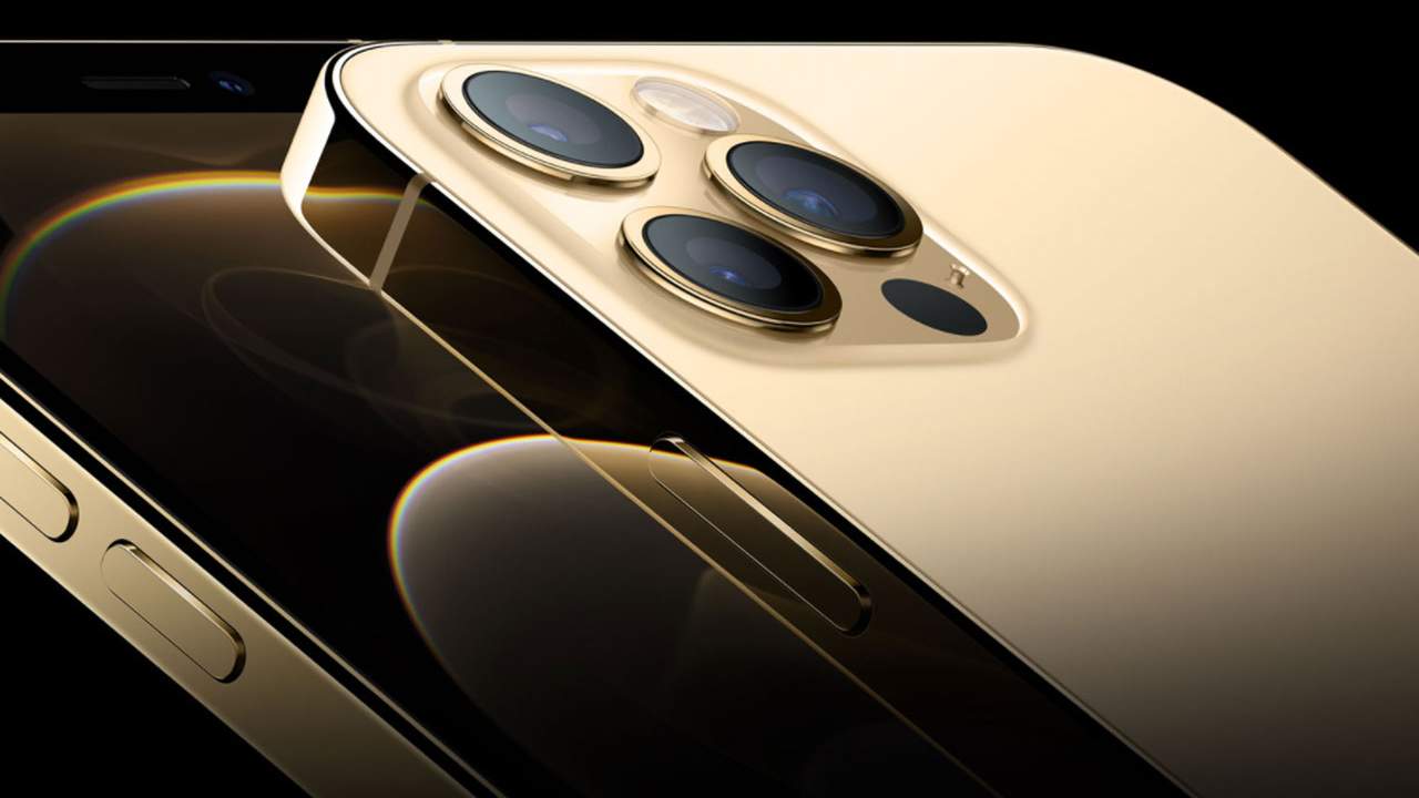 Rumor suggests iPhones will get a periscopic telephoto lens by 2023