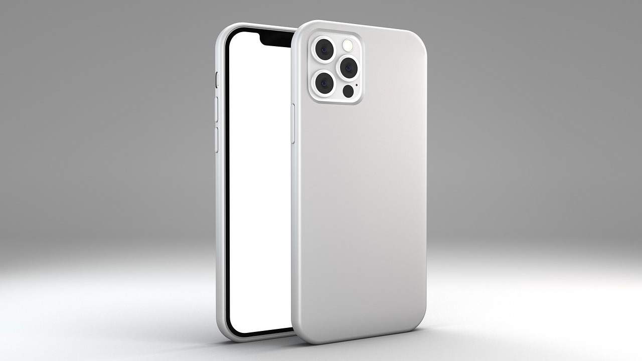 Rumor says Apple will finally cram larger batteries into the iPhone