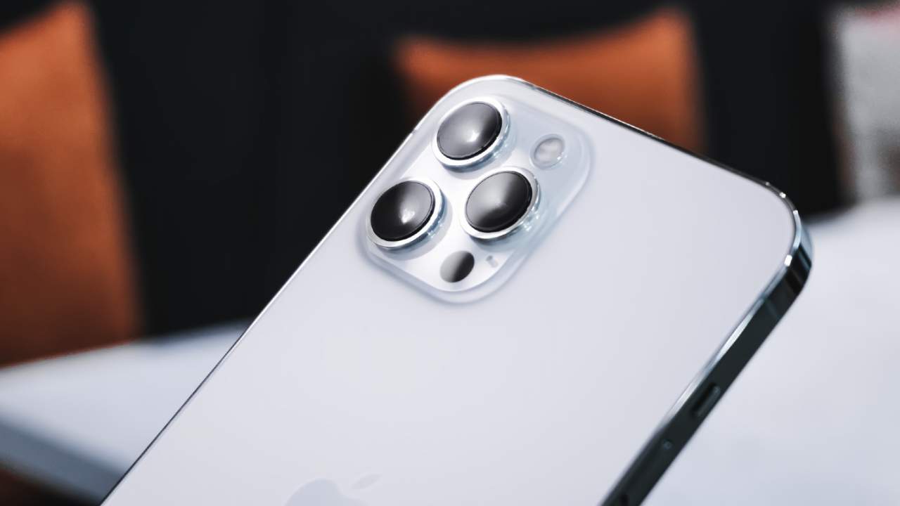 Apple’s new transfer service moves iCloud images to Google Photos