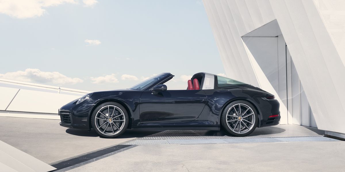 Porsche 911 Sport Classic Spied Looking Retro On The Ring