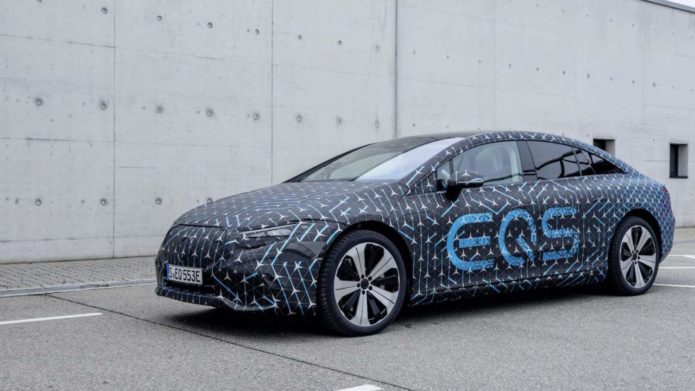 2022 Mercedes EQS prepares to take on Tesla with some Elon strategy