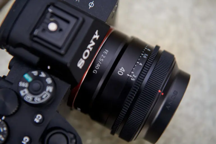 5 Minute Review: Is the Sony 40mm f2.5 G Worth it?