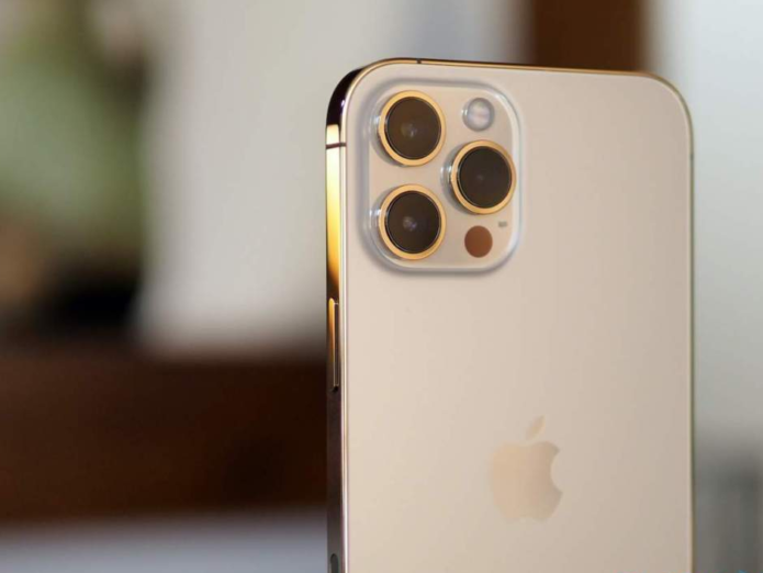 iPhone 14 and iPhone 15 leaks hint at huge camera and display upheaval