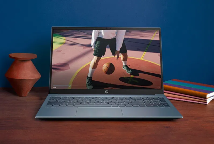 Top 5 reasons to BUY or NOT to buy the HP Pavilion 15 (15-eg0000)
