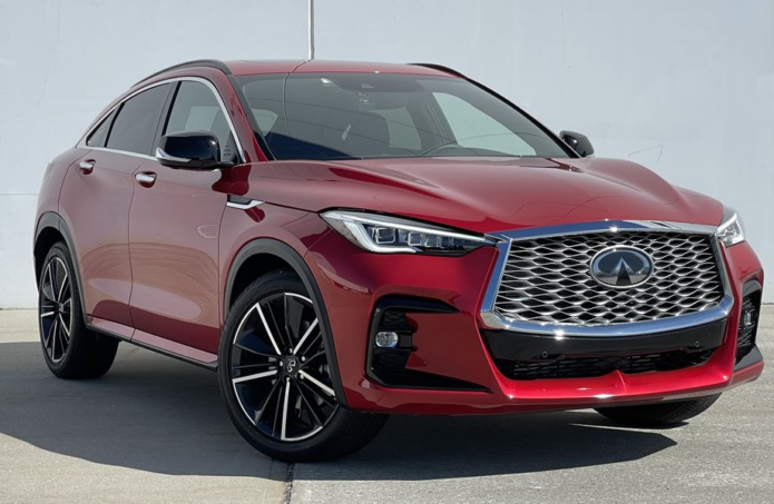 The Infiniti QX55 Is Stylish Above All, and Sometimes That's All You Need