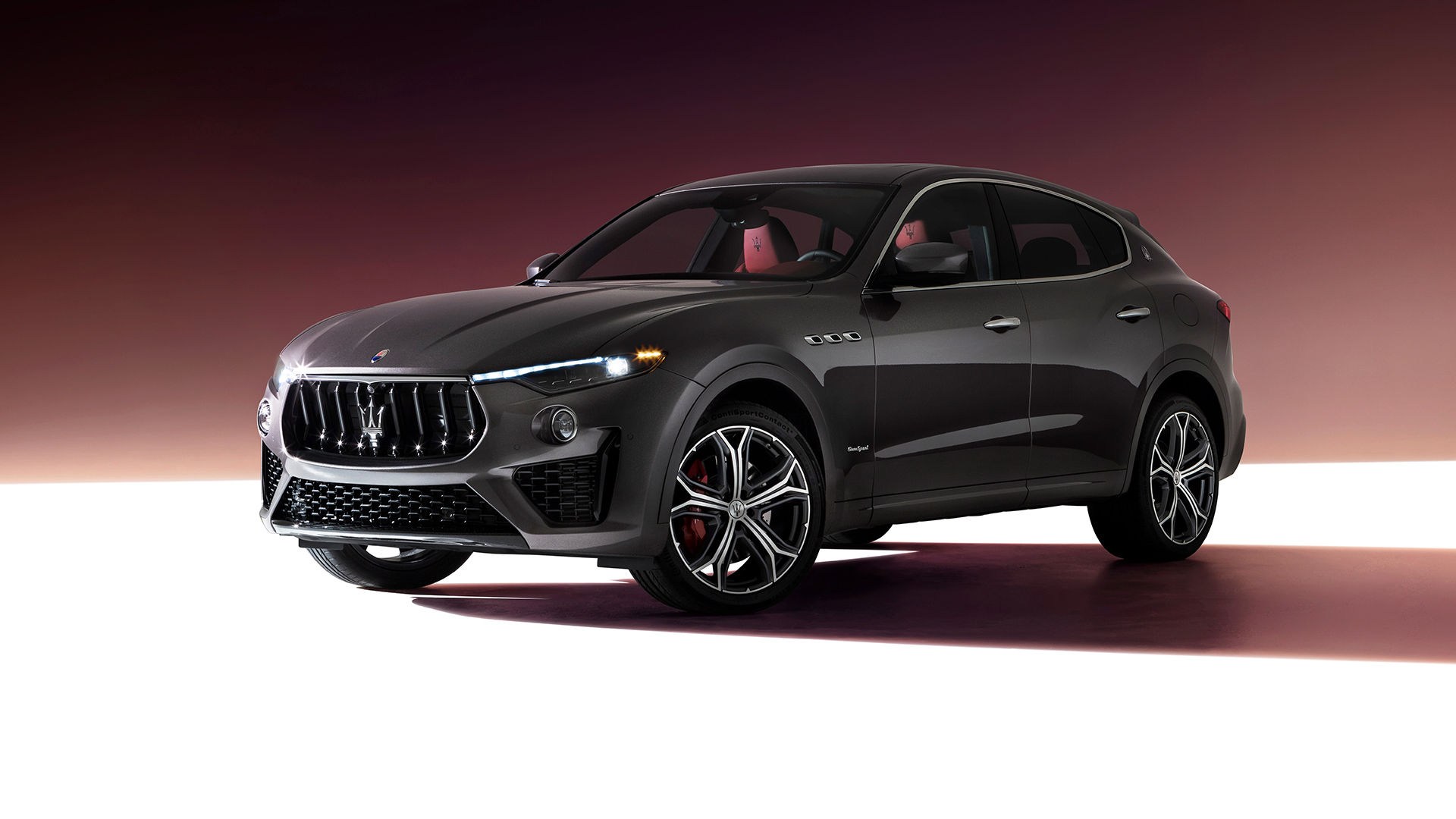 Maserati Levante Hybrid Gets Electrified Four-Cylinder With 330 HP