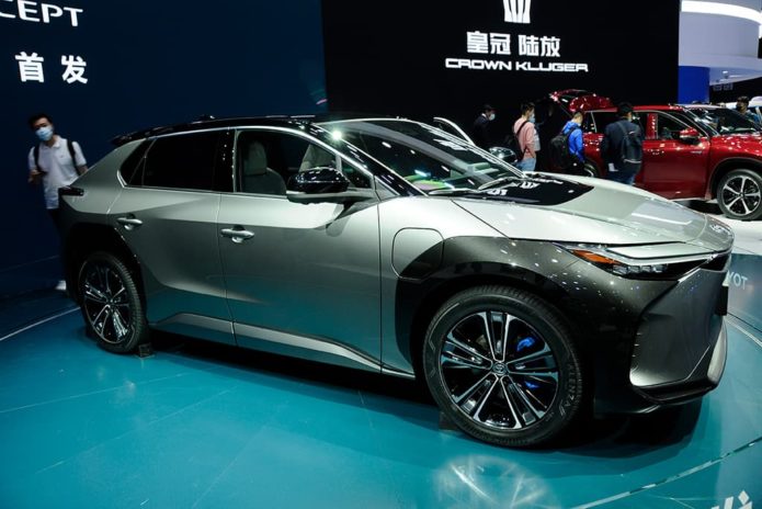 Toyota’s first EV will be “expensive”