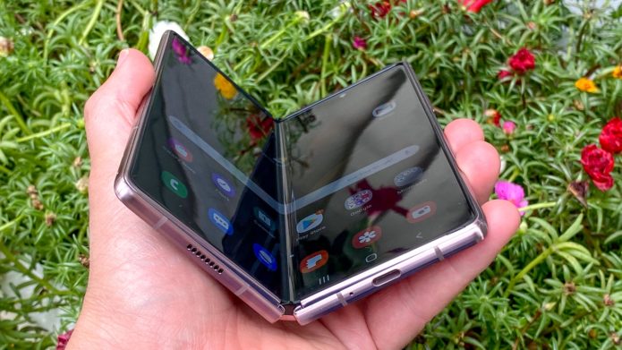 Best foldable phones of 2021