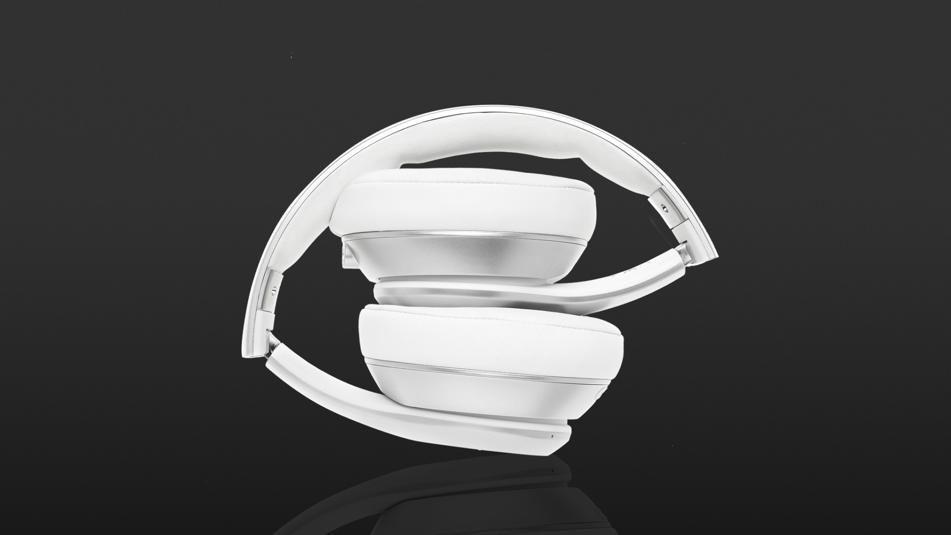 Ready2Music Rival Review